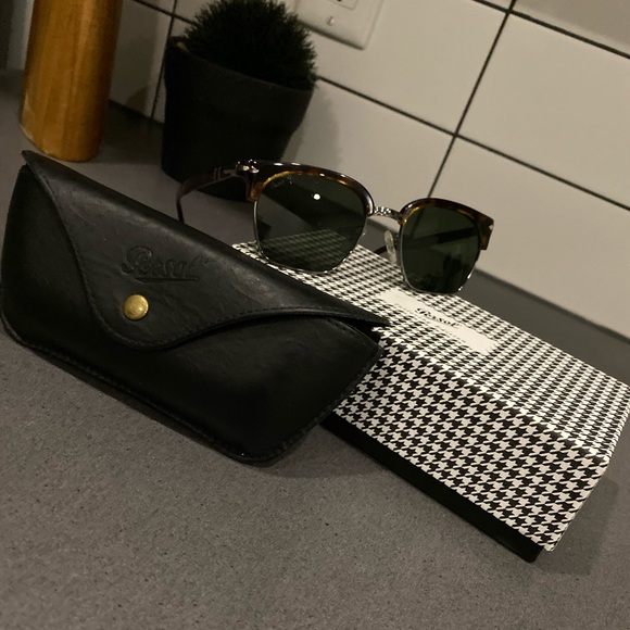 Persol Sunglasses - Picture 2 of 6